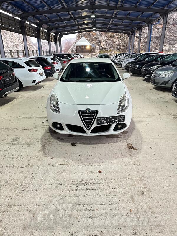 Alfa Romeo - Giulietta - 9/2012g