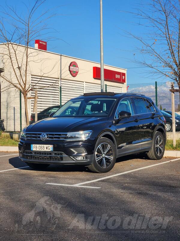 Volkswagen - Tiguan