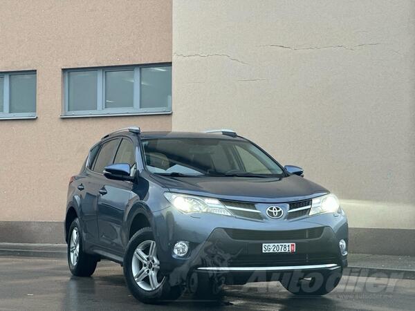 Toyota - RAV 4 - Uvoz CH