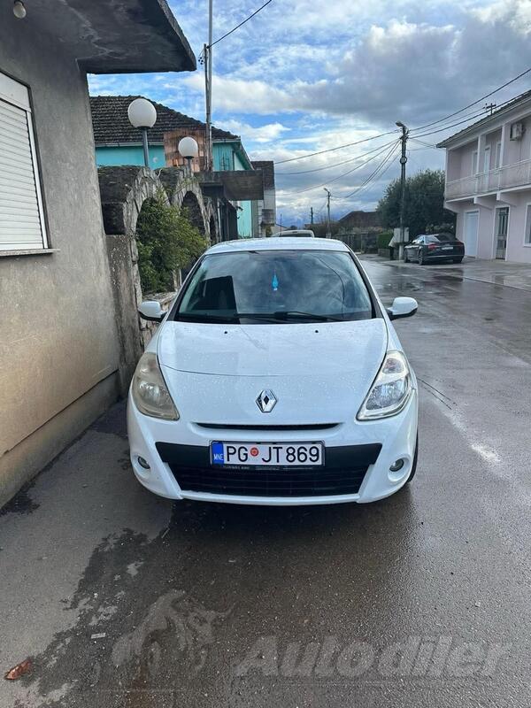 Renault - Clio - 1.5 dci