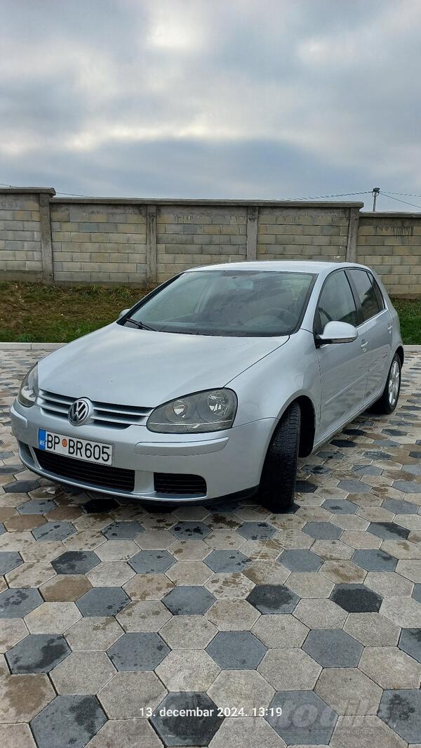 Volkswagen - Golf 5