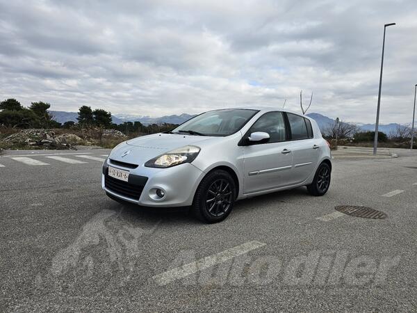 Renault - Clio - 1,5 dci