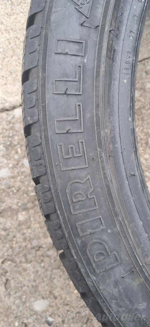 Pirelli - 225 45 18 - Zimska guma