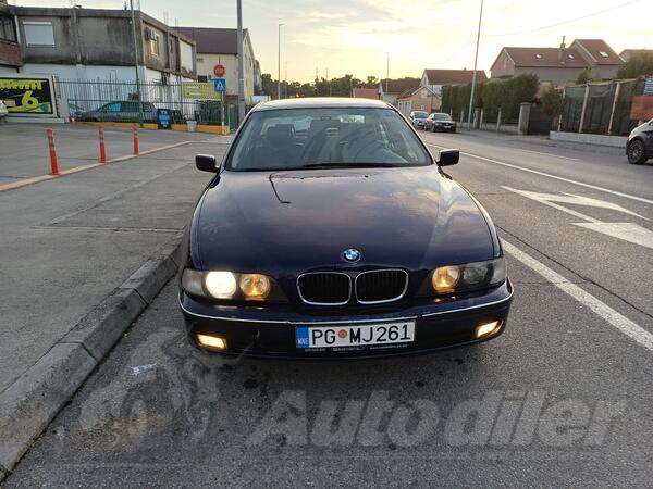 BMW - 520 - 2.0i