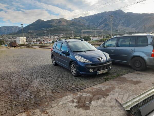 Peugeot - 207 - 1,6 hdi