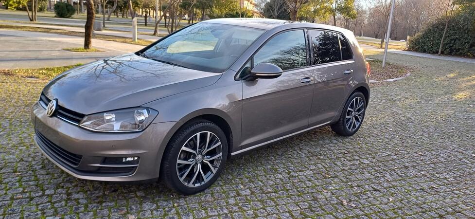 Volkswagen - Golf 7 - 1.6 TDI