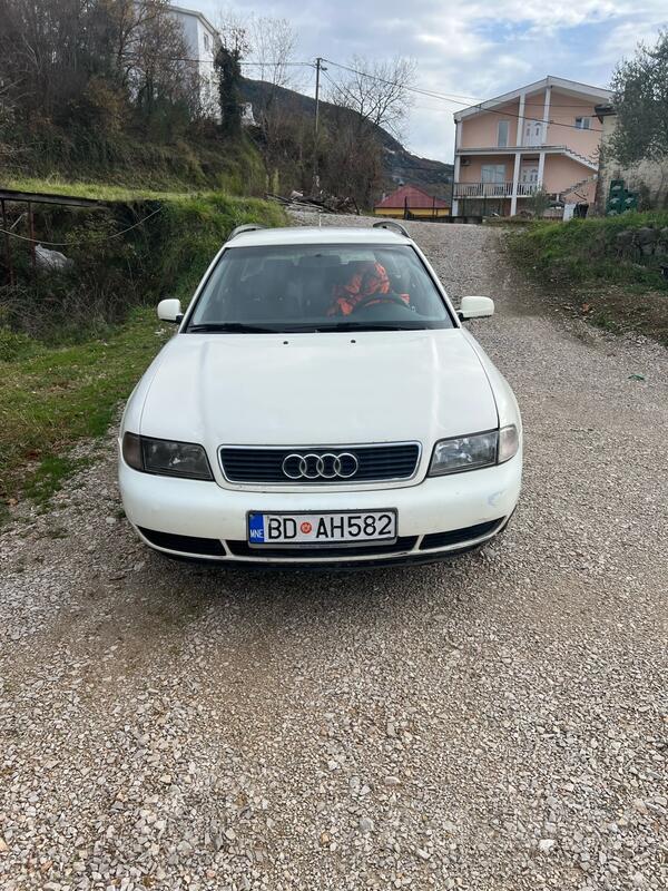 Audi - A4 - 1.9