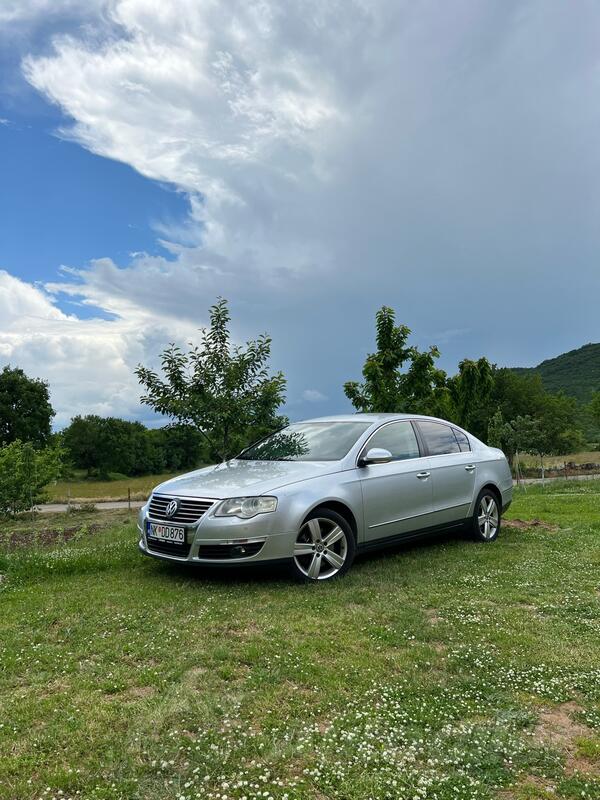 Volkswagen - Passat - 2.0  CR