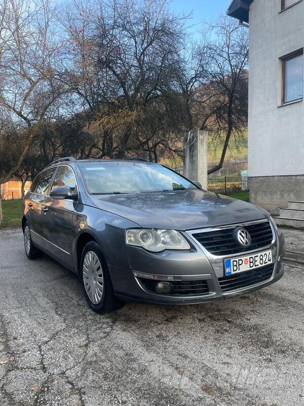 Volkswagen - Passat