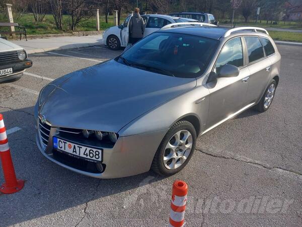 Alfa Romeo - 159 - 1.9 jtd