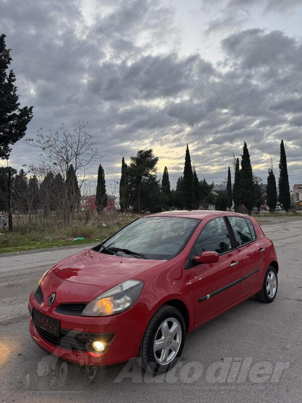 Renault - Clio - 1.5Dci