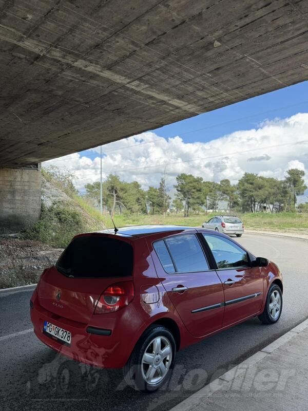 Renault - Clio - 1.5Dci