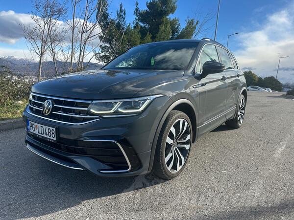 Volkswagen - Tiguan - 2.0 4x4 R line