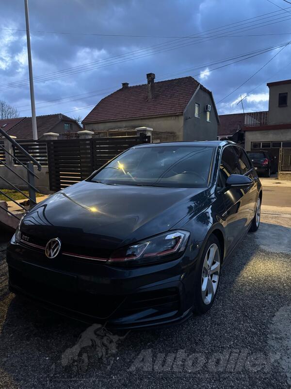 Volkswagen - Golf GTI - 2.0 tsi GTI