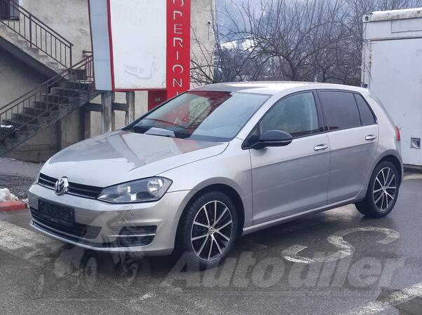 Volkswagen - Golf 7 - 1.6 DSG