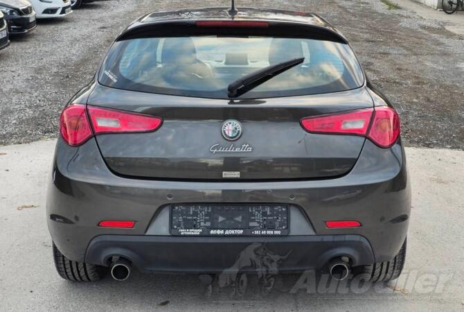 Alfa Romeo - Giulietta - 2.0 JTD. QV line