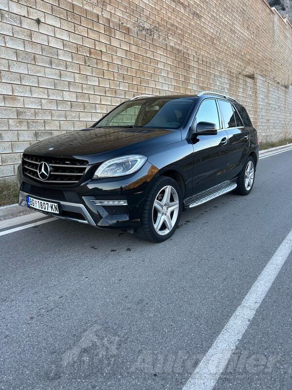 Mercedes Benz - ML 350 - 4matic