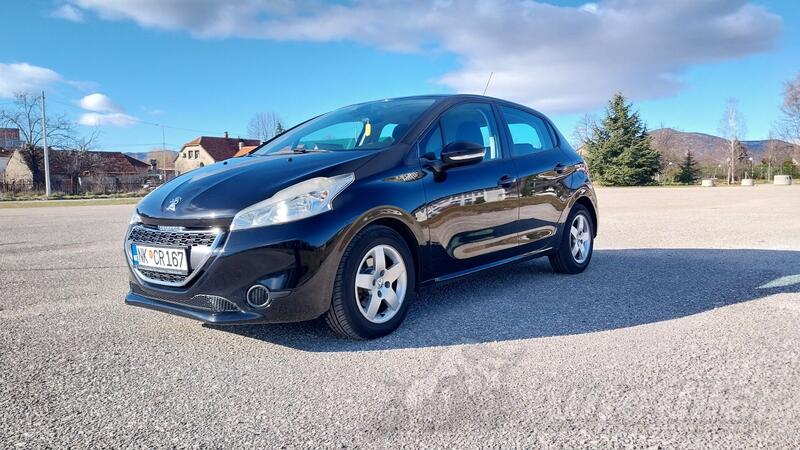 Peugeot - 208 - 1.6 E-HDI