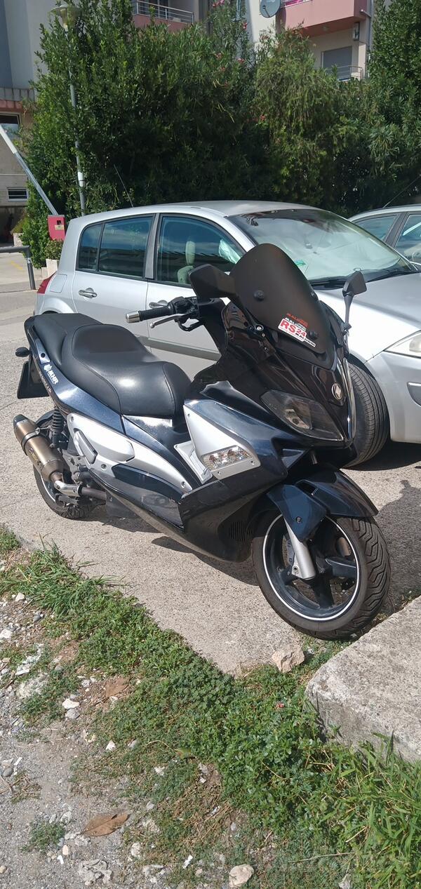 Gilera - Gulera nexus