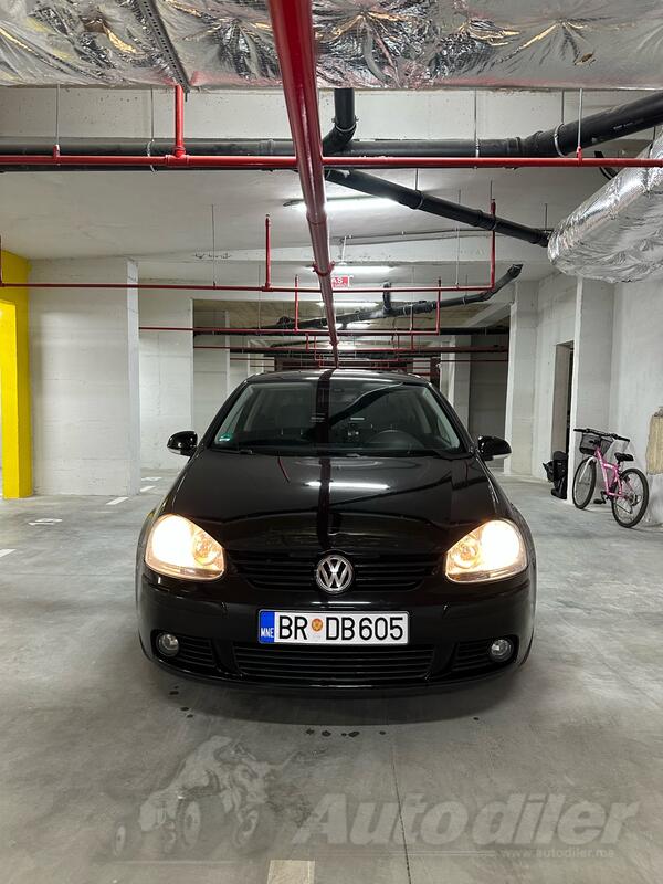 Volkswagen - Golf 5 - 1.9 TDI DSG