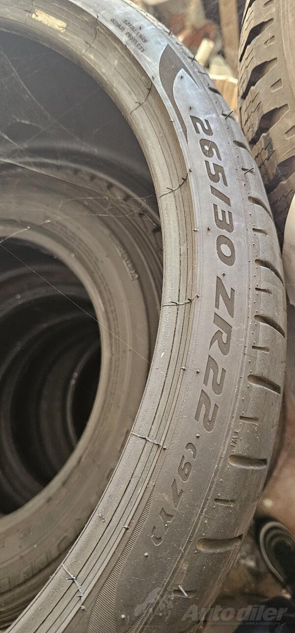 Pirelli - 265/30 R22 - Sommer guma