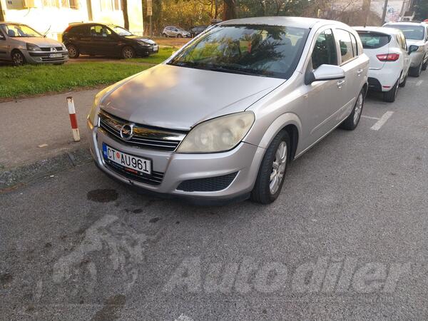 Opel - Astra - 1.9.cdti