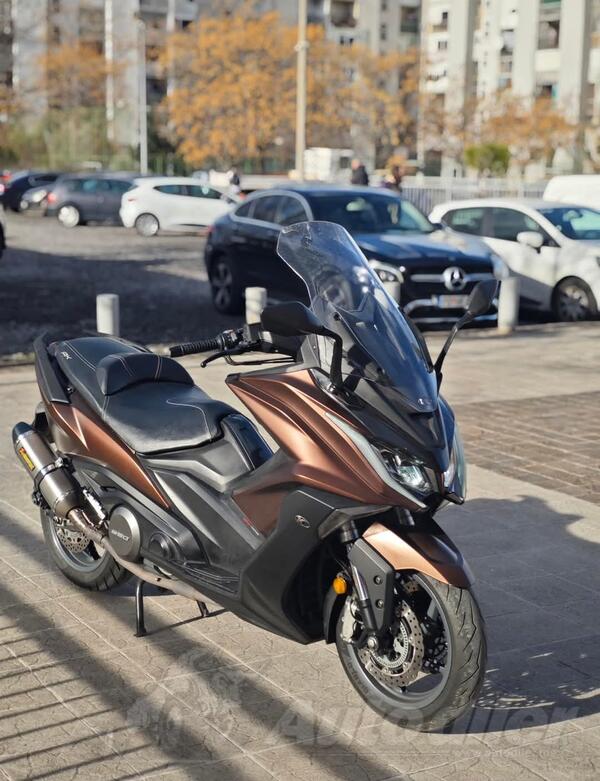 Kymco - ak550