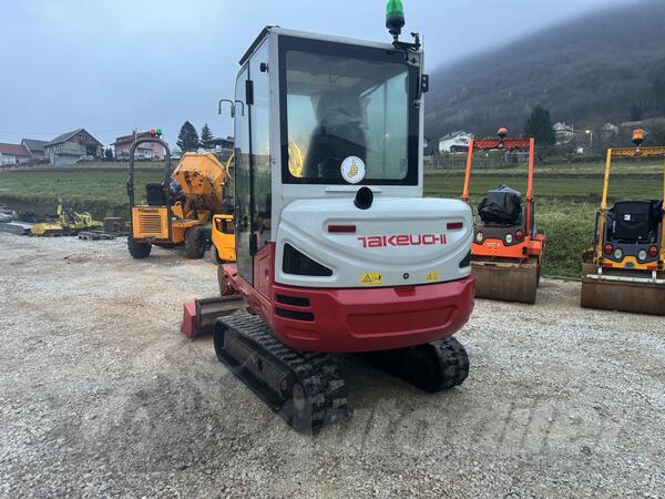 Takeuchi - tb230