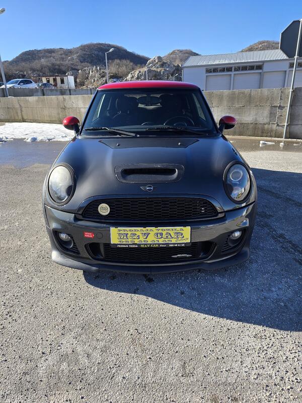 Mini - John Cooper Works - 1.6 Benzin 135kw