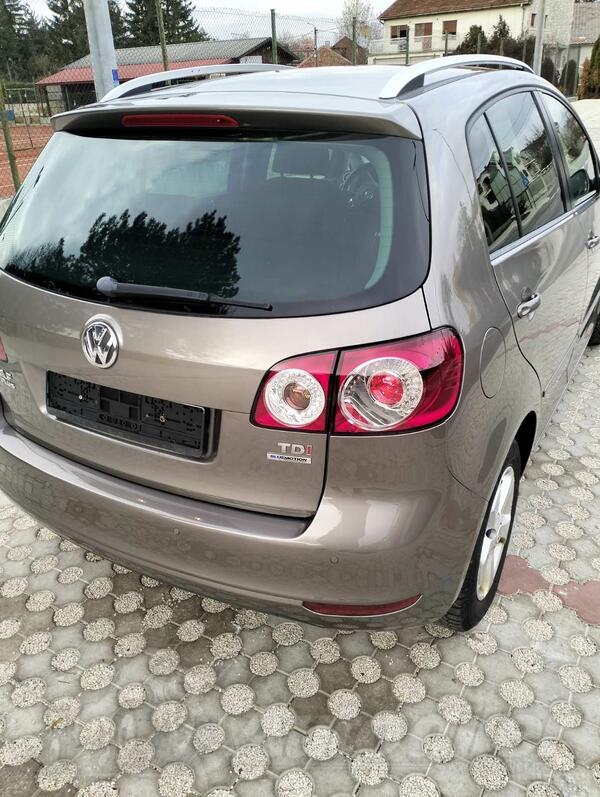 Volkswagen - Golf Plus - 16 tdi