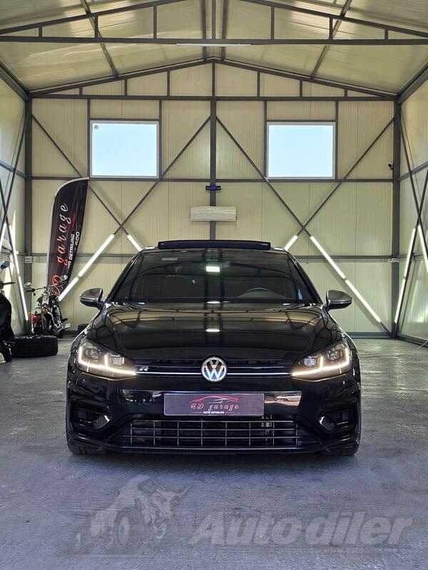Volkswagen - Golf 7.5 - 2.0 R- PERFORMANCE