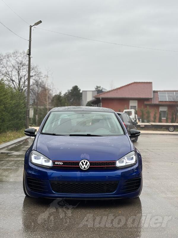 Volkswagen - Golf 6 - Golf 6 R look 1.6 TDI