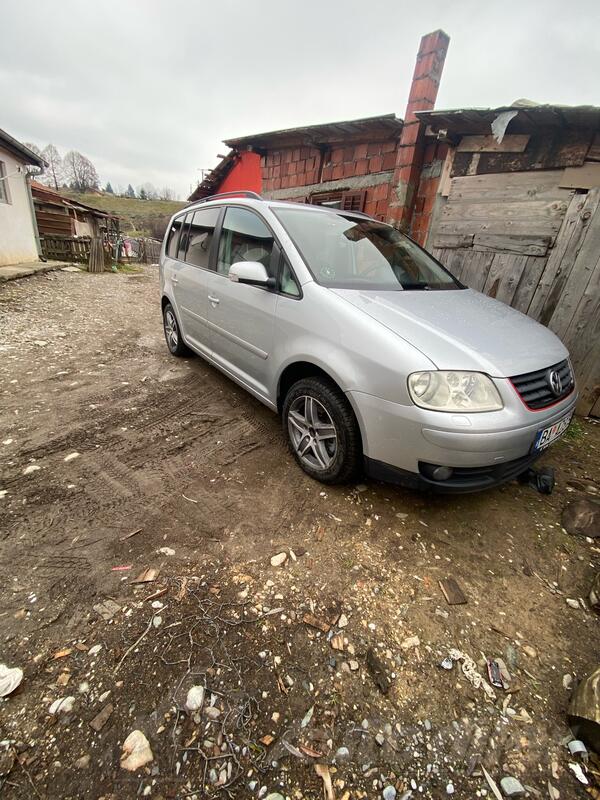 Volkswagen - Touran - 2.0tdi 103kw