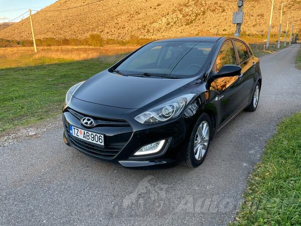 Hyundai - i30 - 1.4