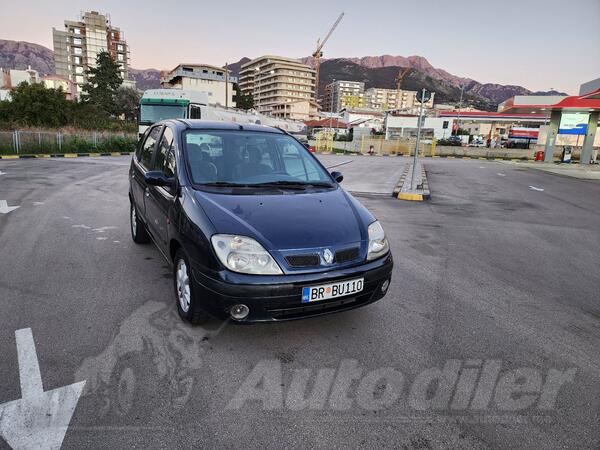 Renault - Scenic - 1.9 DCI