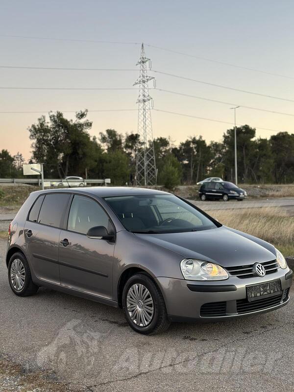 Volkswagen - Golf 5 - 1.9 TDI