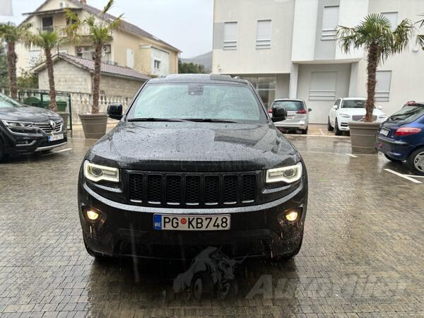 Jeep - Grand Cherokee