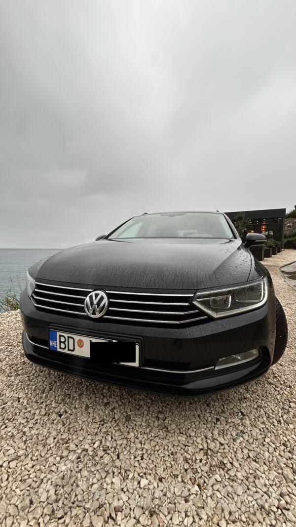 Volkswagen - Passat Variant