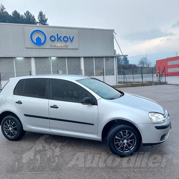 Volkswagen - Golf 5 - 1.9 TDI