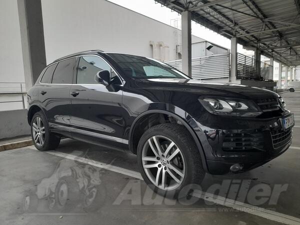 Volkswagen - Touareg - 3000