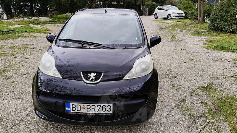 Peugeot - 107 - 1.0