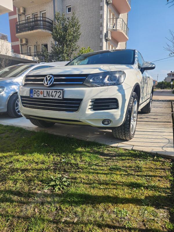 Volkswagen - Touareg