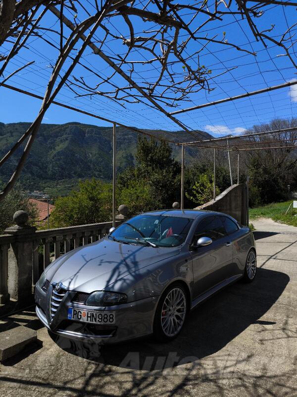 Alfa Romeo - GT - Q2