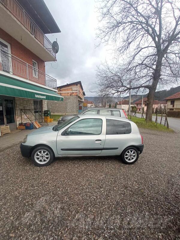 Renault - Clio - 1.9