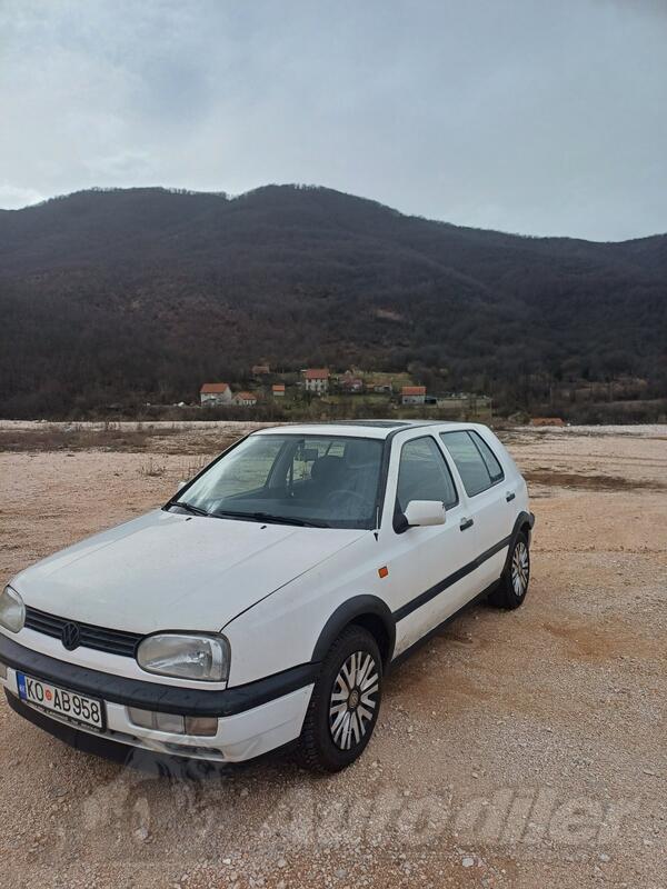 Volkswagen - Golf 3 - 1.9