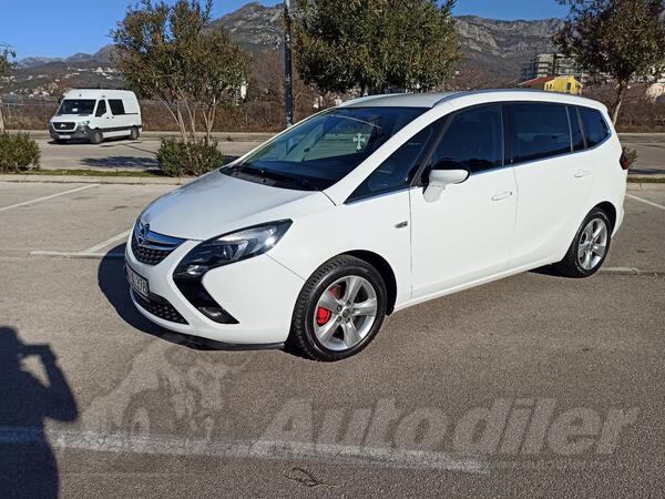 Opel - Zafira Tourer