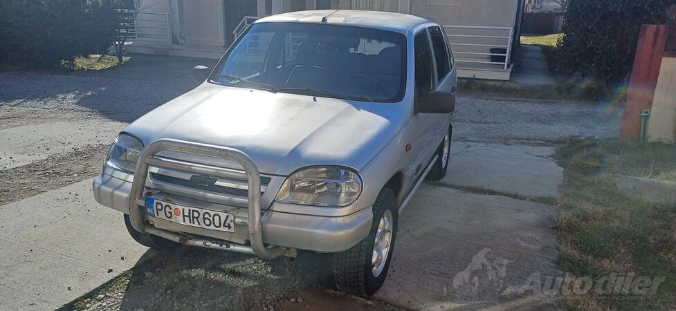 Chevrolet - Niva - 1,7