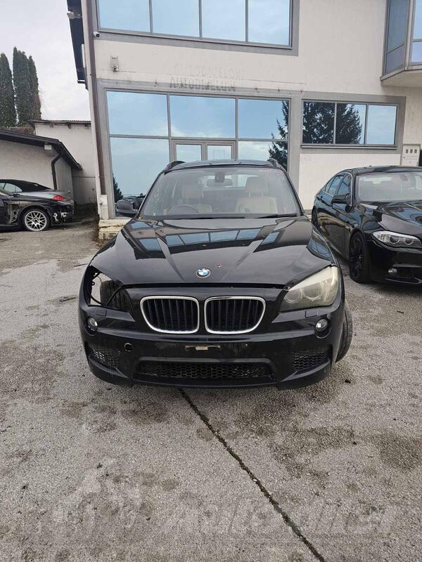 BMW - X1 2,0 in parts