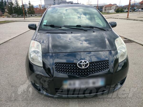 Toyota - Yaris - 1.4 D-4D