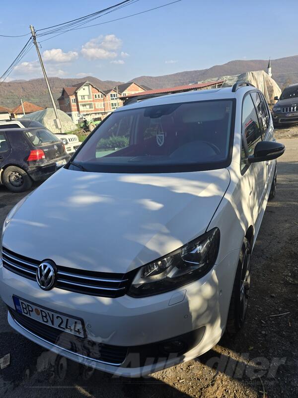 Volkswagen - Touran - 2.0